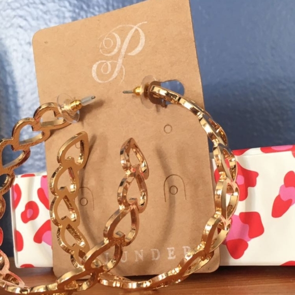 Earrings - Picture 1 of 1